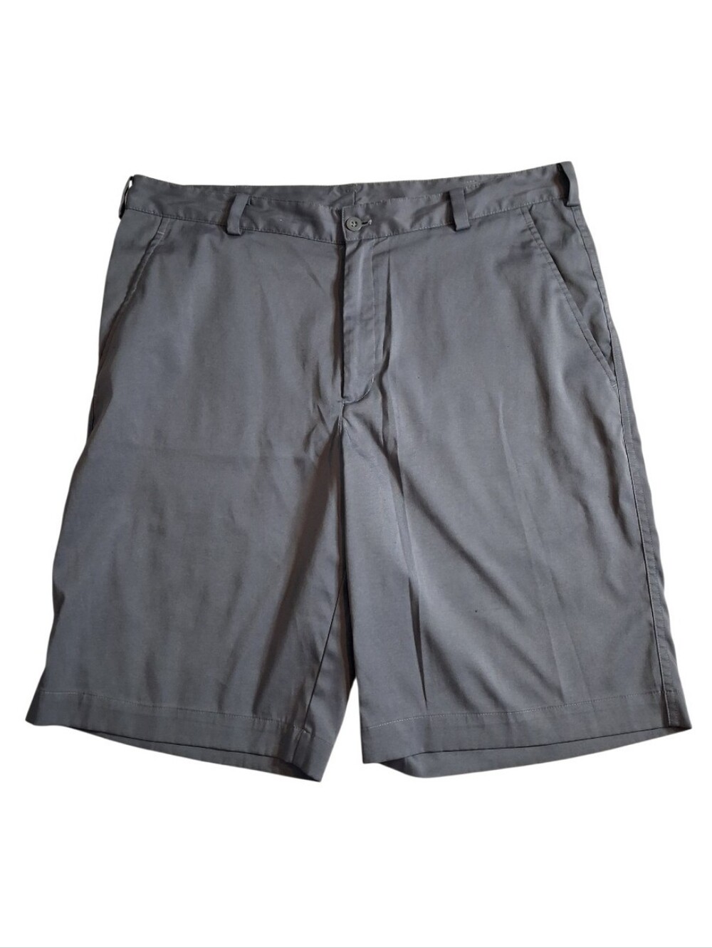 Nike Golf Men Shorts 34 Gray Chino Dri-Fit Performance Logo 10.5" Inseam